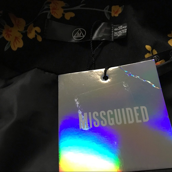 Missguided Shoulder Pad Oversized Boyfriend Blazer - Picture 5 of 9